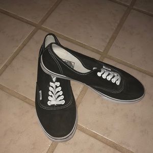 vans low rise